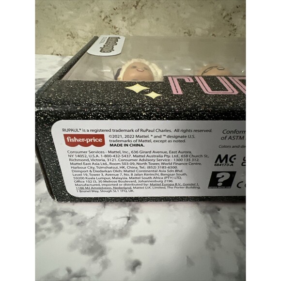 Little People Collector RuPaul Special Edition Figure Set in Display Gift Pac... - Picture 4 of 6